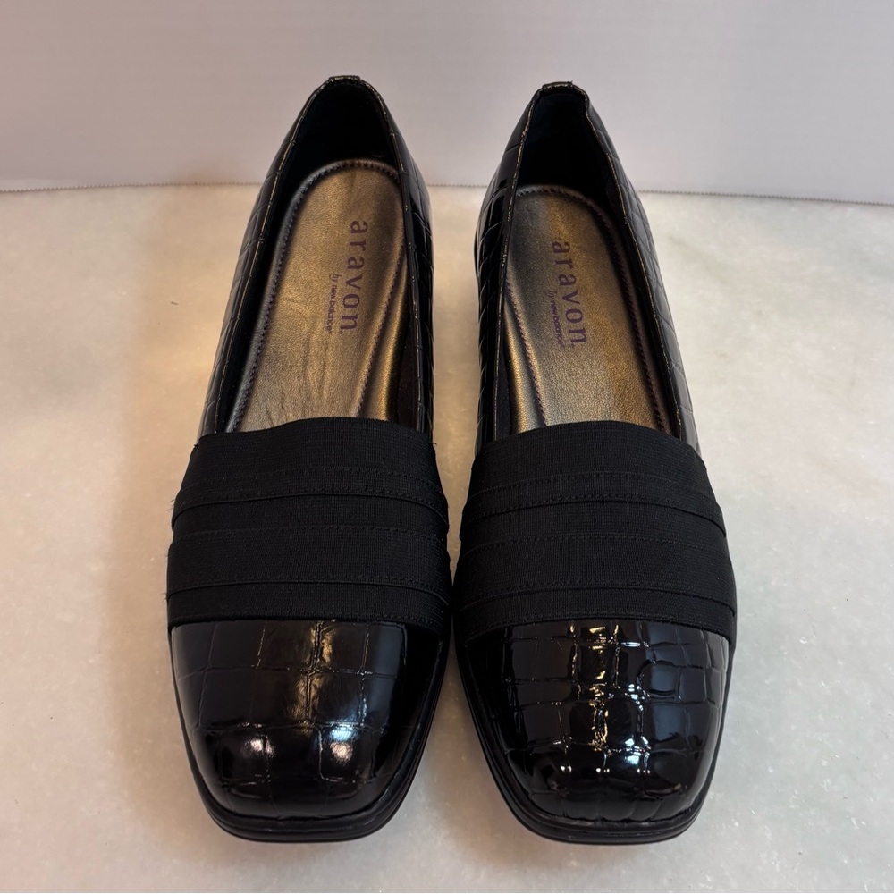 Aravon Women's Glossy Black Shoe Size 11